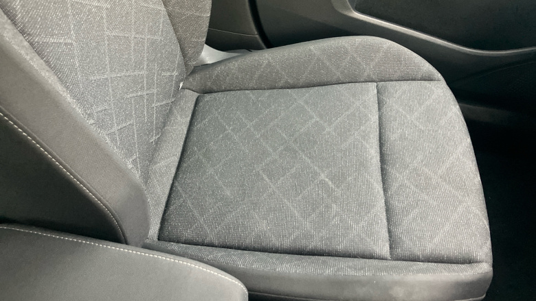 Volkswagen Golf 1.5 TSI 150 Life 5dr Petrol Hatchback